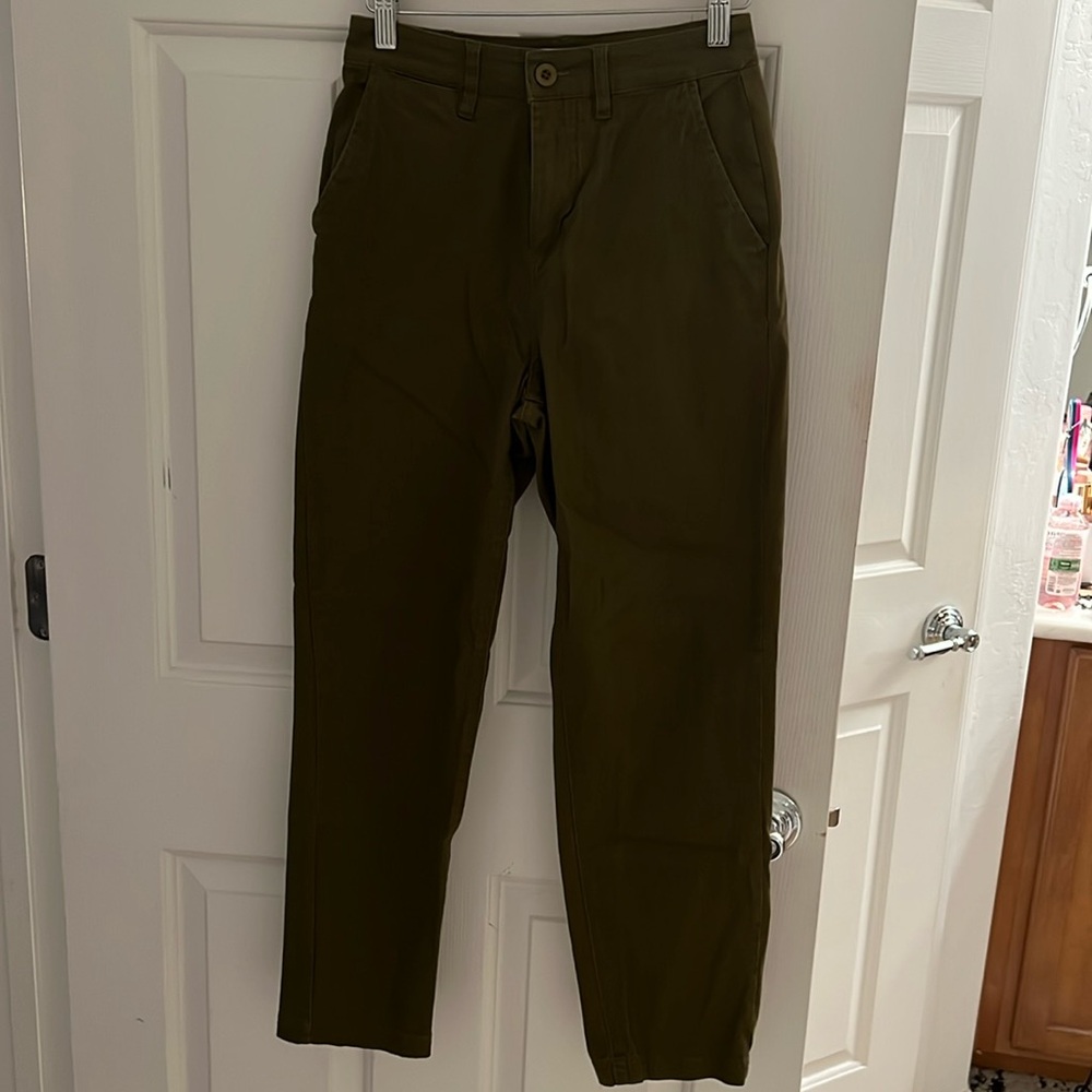 Size 24 O’Neill trousers